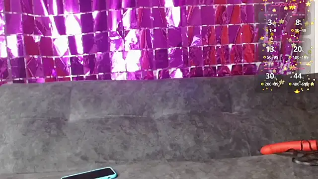 Snapshot of izan_20 chatting on 03-07-25, 09:48 izan 20 online show from 03-07-25, 09:48