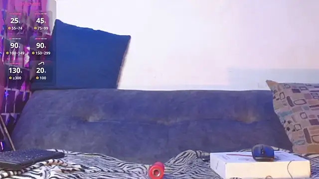 Snapshot of izan_20 chatting on 09-26-25, 10:08 izan 20 online show from 09-26-25, 10:08