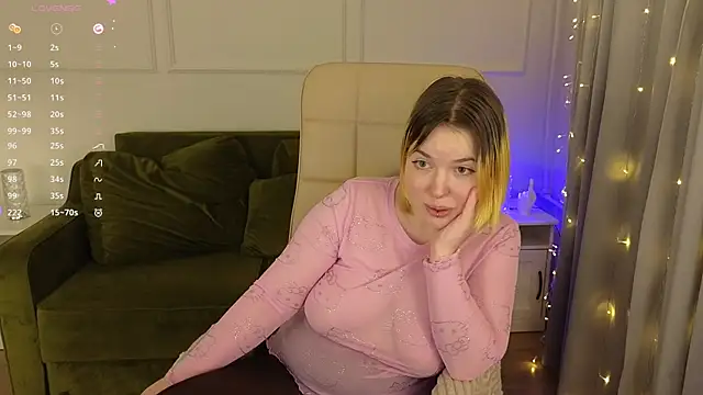 Manic pixie  online show from 02-07-25, 05:40