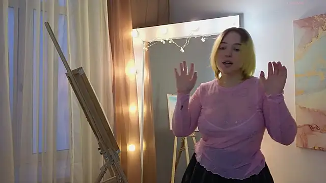 Manic pixie  online show from 02-09-25, 11:14