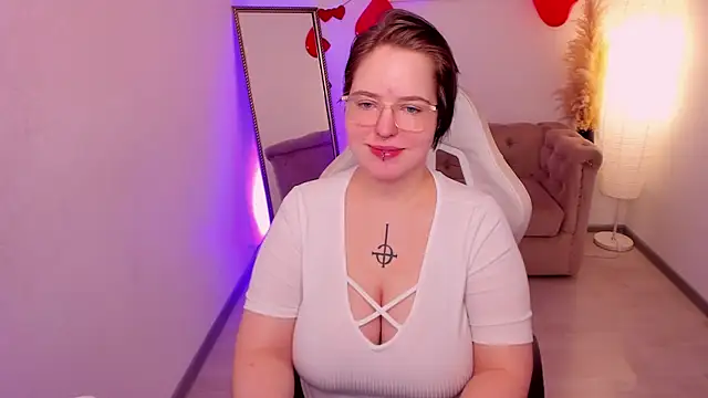 Manic pixie  online show from 02-21-26, 03:46