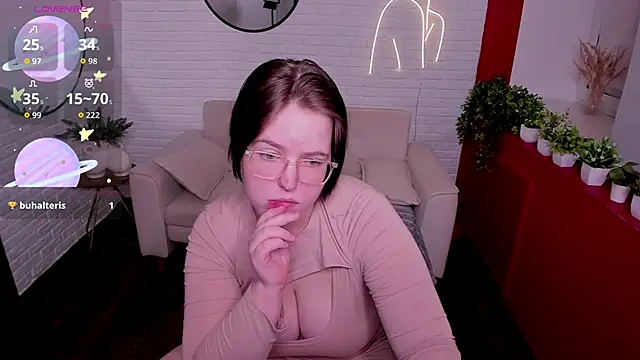 Manic pixie  online show from 03-01-26, 03:47