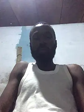Snapshot of onewinnertee chatting on 05-31-26, 03:47 onewinnertee online show from 05-31-26, 03:47