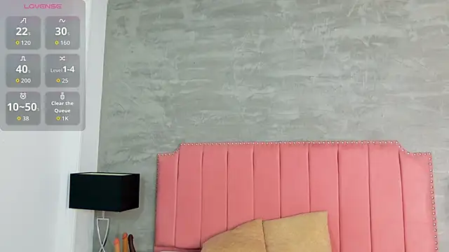 Alaia Colins online show from 02-24-26, 12:41