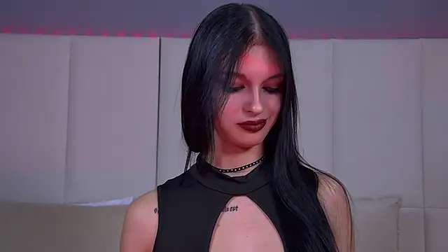 Snapshot of BeverlyMost chatting on 02-09-25, 03:43 BeverlyMost online show from 02-09-25, 03:43