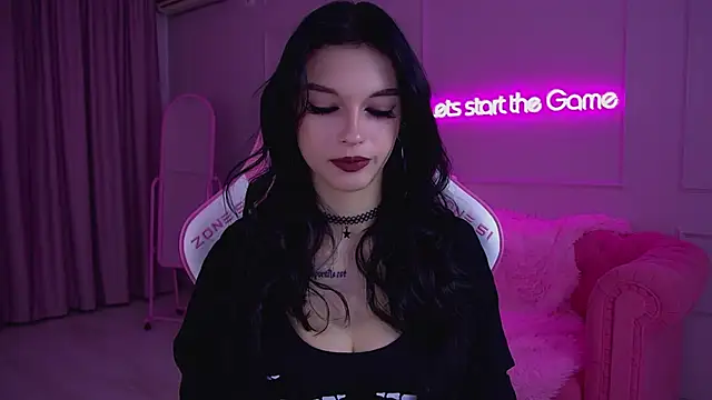 Snapshot of BeverlyMost chatting on 03-19-25, 06:34 BeverlyMost online show from 03-19-25, 06:34