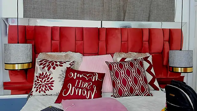 NatyParker online show from 09-17-25, 01:46