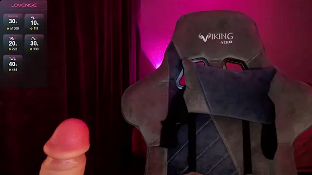 Snapshot of Ohmy_Nora_ chatting on 02-14-25, 02:07 Ohmy Nora online show from 02-14-25, 02:07