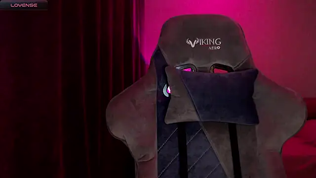 Snapshot of Ohmy_Nora_ chatting on 03-05-25, 01:10 Ohmy Nora online show from 03-05-25, 01:10