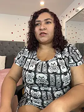 KarlaWild online show from 04-29-26, 05:41
