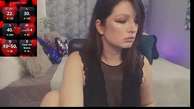 Snapshot of BritneyBarker chatting on 07-07-26, 12:09 BritneyBarker online show from 07-07-26, 12:09