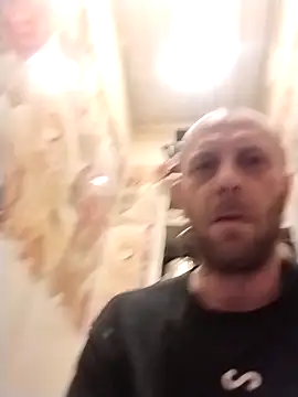 MaxDevilWhite online show from 04-28-26, 12:53