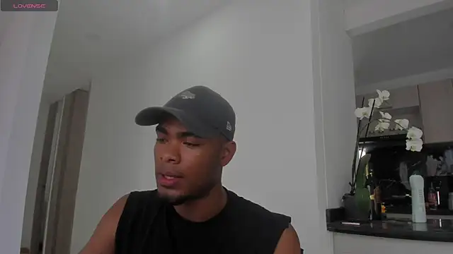 Snapshot of Fer_montanna chatting on 12-13-25, 10:26 Fer montanna online show from 12-13-25, 10:26