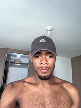 Snapshot of Fer_montanna chatting on 06-18-26, 06:56 Fer montanna online show from 06-18-26, 06:56