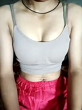 Snapshot of Khushi-Star chatting on 09-16-25, 03:18 Khushi-Star online show from 09-16-25, 03:18