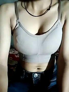 Snapshot of Khushi-Star chatting on 10-09-25, 03:54 Khushi-Star online show from 10-09-25, 03:54