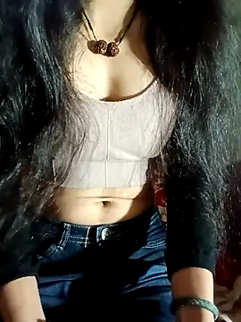 Snapshot of Khushi-Star chatting on 11-30-25, 04:05 Khushi-Star online show from 11-30-25, 04:05