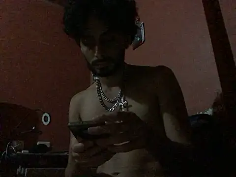 Snapshot of Nooneisthis chatting on 01-27-25, 09:55 Nooneisthis online show from 01-27-25, 09:55