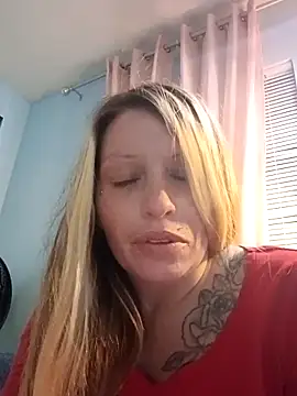 barbieinbondage7 online show from 04-27-26, 08:23