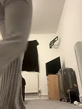 Snapshot of EllaEroticaX chatting on 12-20-25, 12:51 EllaEroticaX online show from 12-20-25, 12:51