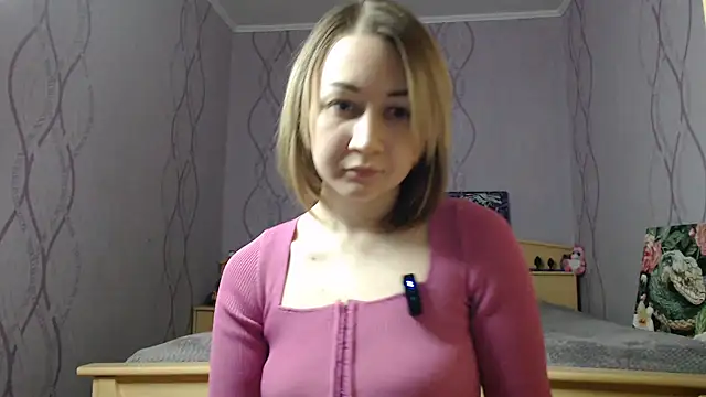 Snapshot of DaddysSluttyGirl2001 chatting on 03-06-25, 03:02 DaddysSluttyGirl2001 online show from 03-06-25, 03:02