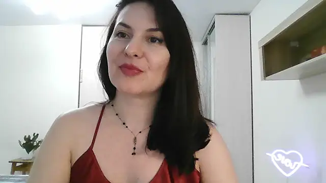 Victoria Glam online show from 02-17-25, 01:15