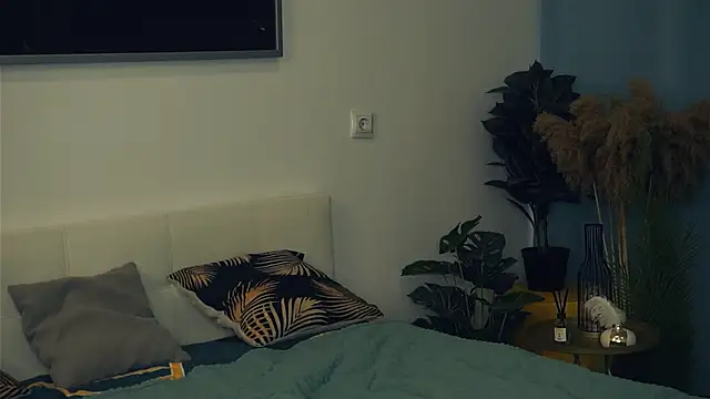 VeronaCritchlow online show from 02-27-25, 10:37