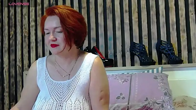 Snapshot of Alis_Lovi chatting on 11-11-25, 01:44 Alis Lovi online show from 11-11-25, 01:44