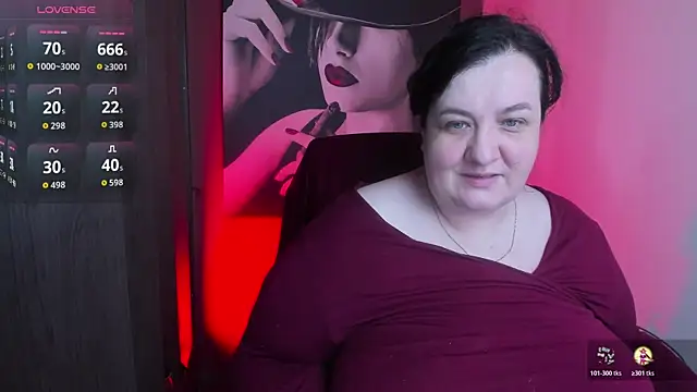 QueenOfHaze online show from 06-12-26, 08:02
