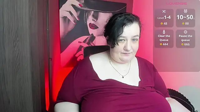 QueenOfHaze online show from 06-26-26, 09:57