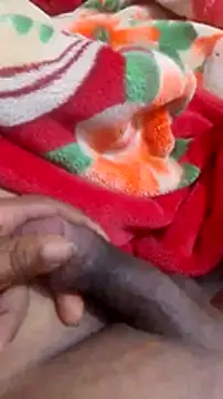 Snapshot of mhmia chatting on 02-05-25, 08:11 mhmia online show from 02-05-25, 08:11