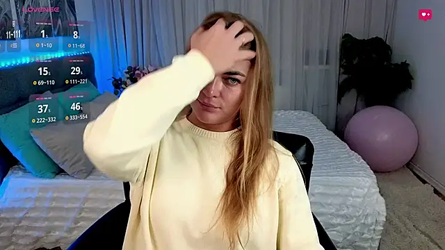 Snapshot of Donna_Sun chatting on 02-07-25, 01:32 Donna Sun online show from 02-07-25, 01:32