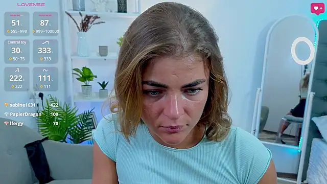 Snapshot of Donna_Sun chatting on 02-14-25, 01:08 Donna Sun online show from 02-14-25, 01:08