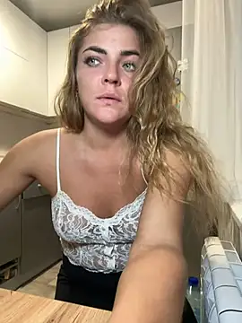 Snapshot of Donna_Sun chatting on 03-02-25, 06:40 Donna Sun online show from 03-02-25, 06:40