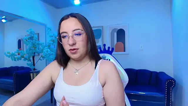 Snapshot of Lilyy_evans chatting on 02-10-25, 11:36 Lilyy evans online show from 02-10-25, 11:36