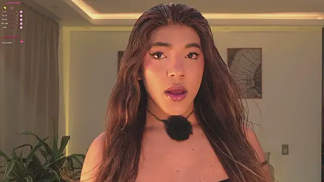 cinnamon crisss online show from 04-18-26, 11:27