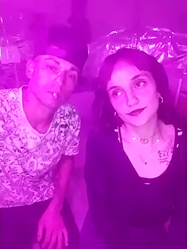 parejarica420 online show from 05-11-26, 03:12