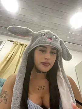 Girl milk7 online show from 03-18-25, 03:42