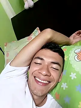 Snapshot of andresiito203 chatting on 03-12-25, 05:46 andresiito203 online show from 03-12-25, 05:46