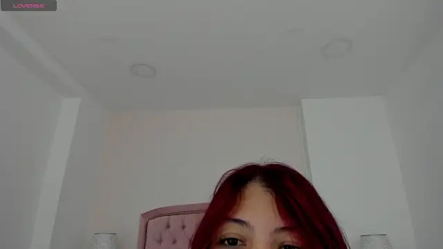 Snapshot of Kendall__Fox chatting on 09-09-25, 03:50 Kendall Fox online show from 09-09-25, 03:50