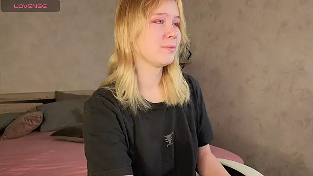 Amy Kimberlly online show from 11-10-25, 12:20