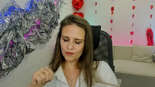 EmiliaBedy online show from 02-25-25, 03:16