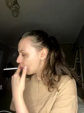 bunnythetailor online show from 12-13-25, 09:42