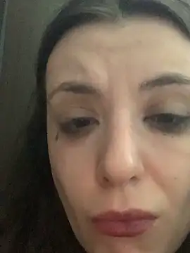 bunnythetailor online show from 04-24-26, 04:31