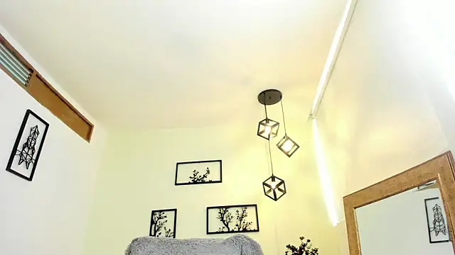 Amberr louiss  online show from 01-31-25, 03:33