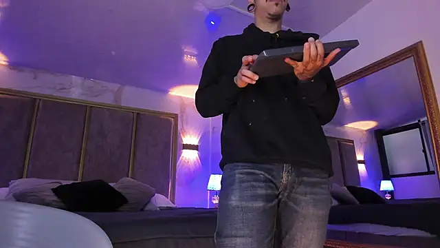 kaletattoo online show from 04-21-26, 11:16