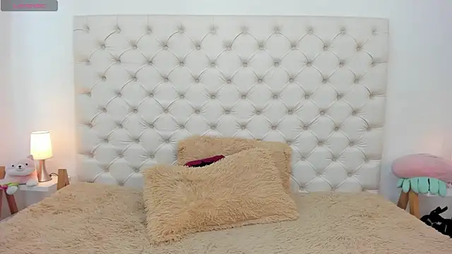 esmeralda06 online show from 09-18-25, 02:52