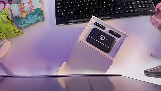 Snapshot of Bonet_iris chatting on 02-25-26, 07:01 Bonet iris online show from 02-25-26, 07:01