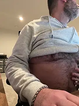 Snapshot of harrychest chatting on 02-11-25, 02:57 harrychest online show from 02-11-25, 02:57