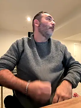 Snapshot of harrychest chatting on 10-29-25, 03:47 harrychest online show from 10-29-25, 03:47